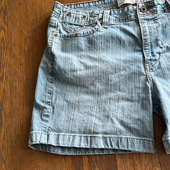 Levi Strauss Signature Jean Shorts light wash size misses 14 - Picture 5 of 11